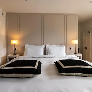 https://pembroke-guest-suite.dublin-hotelsweb.com